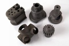 金屬型底漏式真空吸鑄鈦基合金的精密鑄造方法